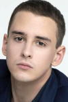 Актер Матвей Астраханцев