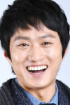 Актер Ким Сон-гю