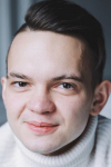Актер Павел Голубев