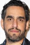 Режиссер, Сценарист, Продюсер Зал Батманглидж