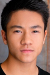 Актер Брэндон Су Ху