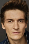 Актер Матвей Лыков