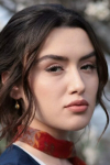 Актриса Cemre Arda