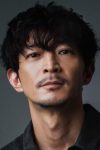 Актер Кэндзиро Цуда