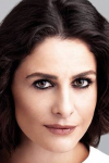Актриса Эбру Озкан