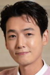 Актер Чон Гён-хо