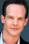 Актер Джейсон Грей-Стенфорд