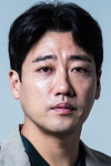 Актер Юн Гван-у