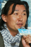 Режиссер, Продюсер Пэк Сан-хун