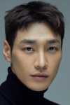 Актер Ким Ён-гван