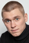 Актер Даниил Попов