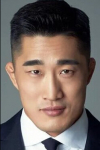 Актер Ким Дон-хён