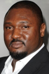 Актер Нонсо Анози